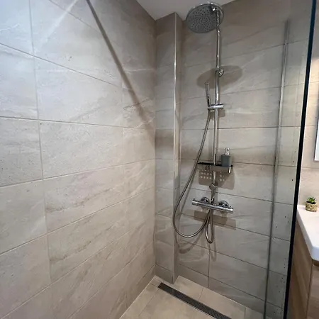 Gondola * בנסקו